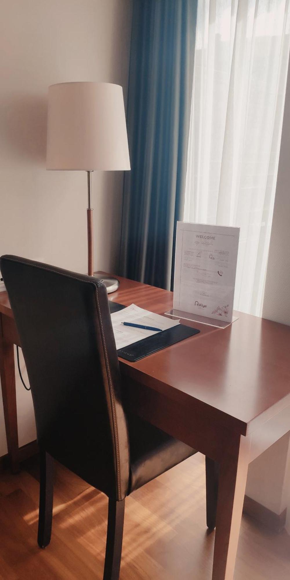 Hotel Rallye & Entrees Aux Bains De La Gruyere Bulle ภายนอก รูปภาพ