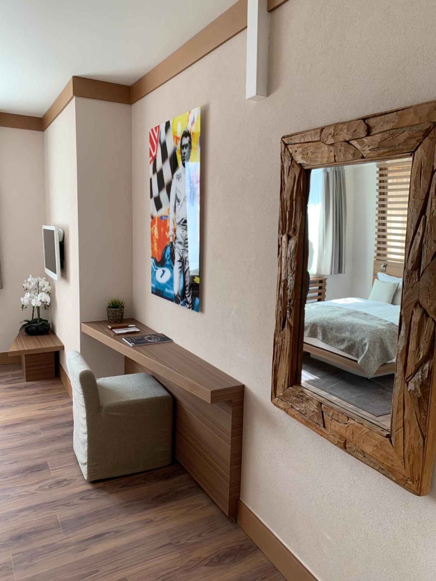 Hotel Rallye & Entrees Aux Bains De La Gruyere Bulle ภายนอก รูปภาพ
