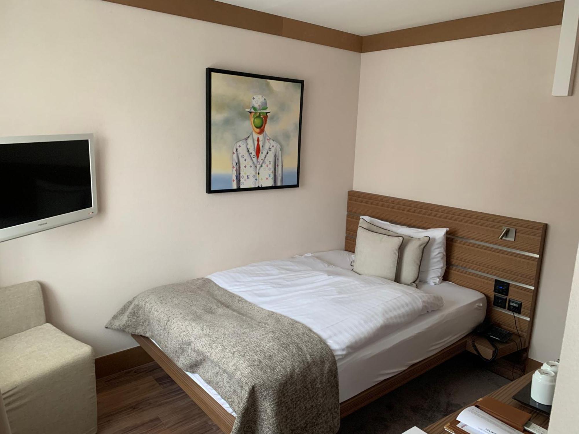 Hotel Rallye & Entrees Aux Bains De La Gruyere Bulle ภายนอก รูปภาพ
