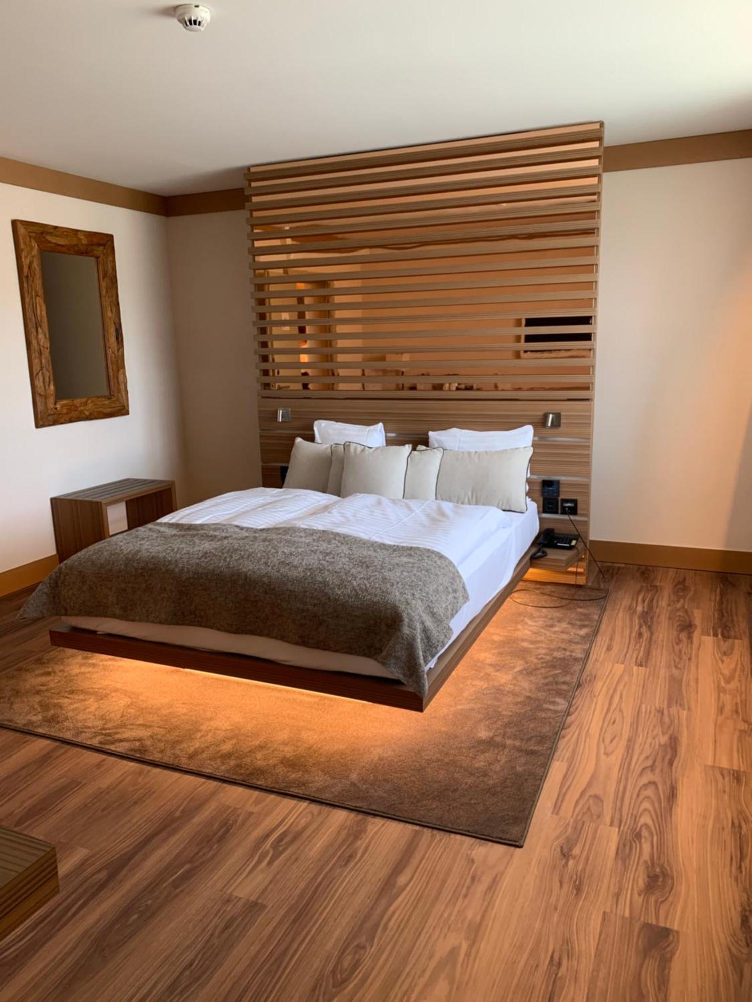 Hotel Rallye & Entrees Aux Bains De La Gruyere Bulle ภายนอก รูปภาพ