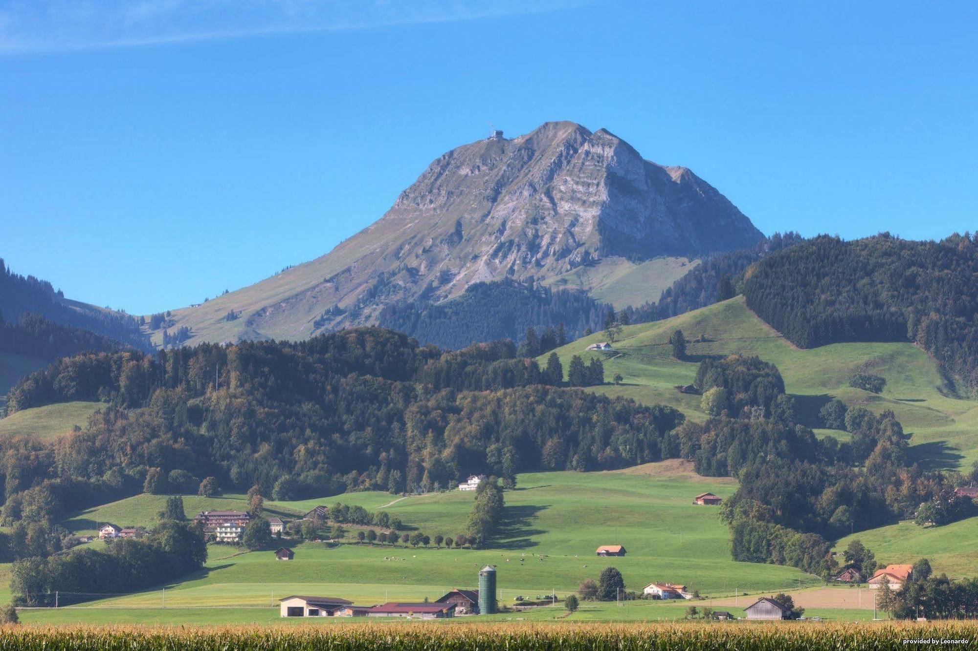 Hotel Rallye & Entrees Aux Bains De La Gruyere Bulle ภายนอก รูปภาพ